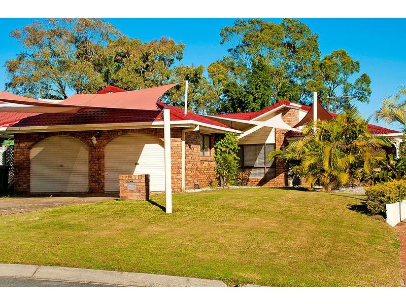 5 Dubbo Court, Helensvale QLD 4212