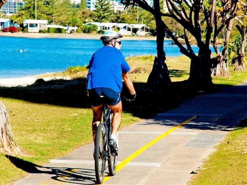 8 +8a + 10 Ahern Street, Labrador QLD 4215