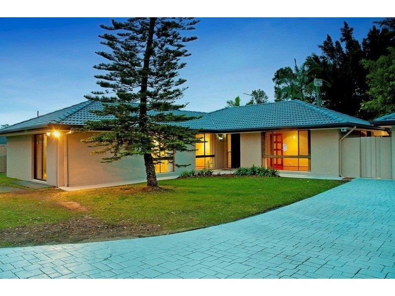 61 Discovery Drive, Helensvale QLD 4212