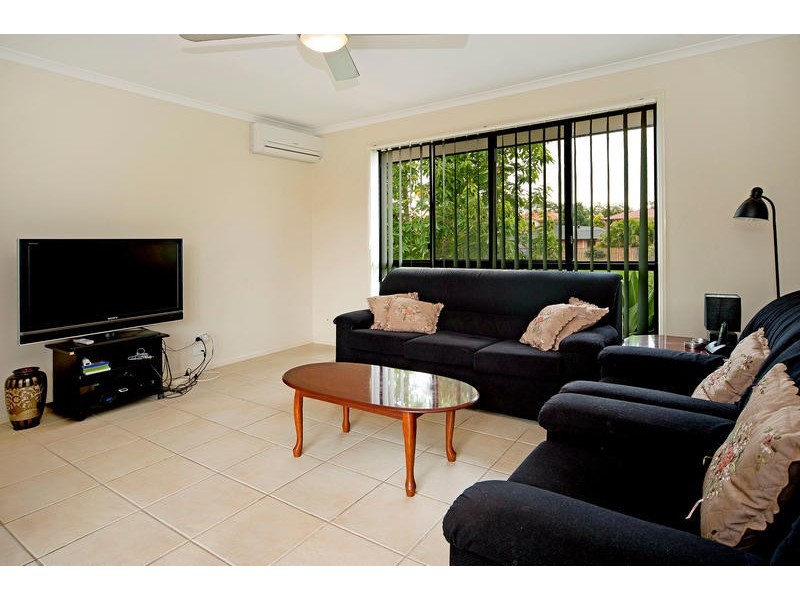 9 Catchlove Street, Maudsland QLD 4210