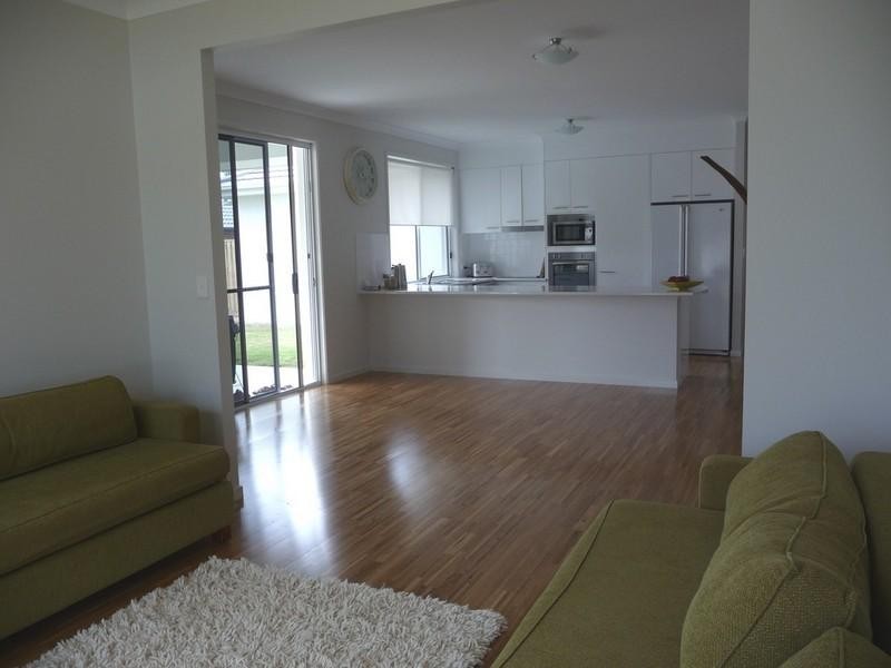 11 Treecreeper Crescent, Upper Coomera QLD 4209