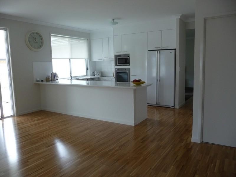 11 Treecreeper Crescent, Upper Coomera QLD 4209