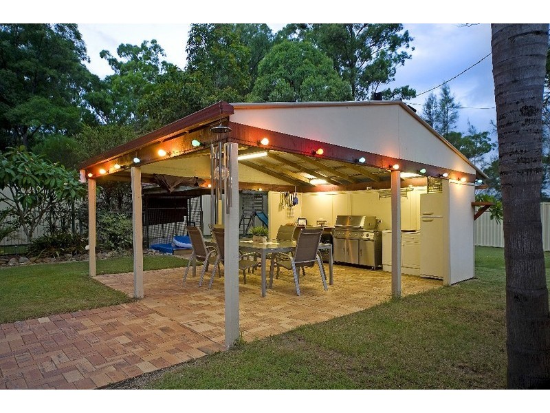 27 Warrego Way, Helensvale QLD 4212
