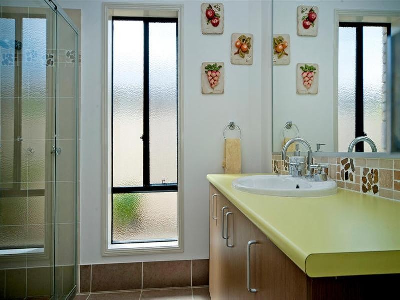 33 Casuarina Crescent, Molendinar QLD 4214