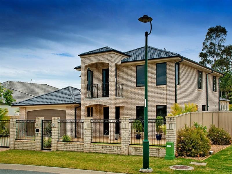 33 Casuarina Crescent, Molendinar QLD 4214