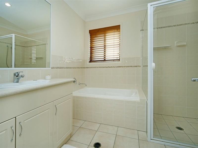 34/38 Caseys Road, Hope Island QLD 4212