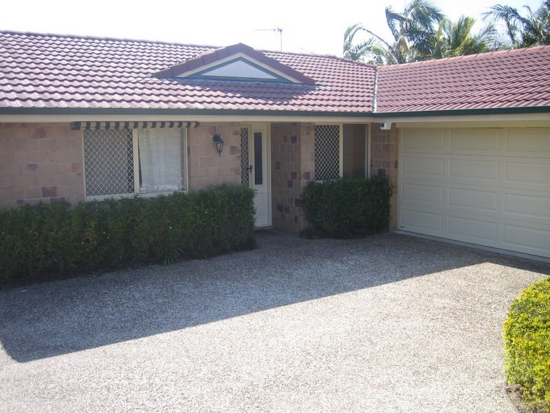 Pacific Pines QLD 4211