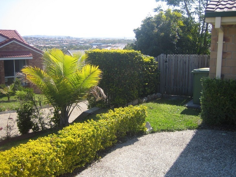 Pacific Pines QLD 4211