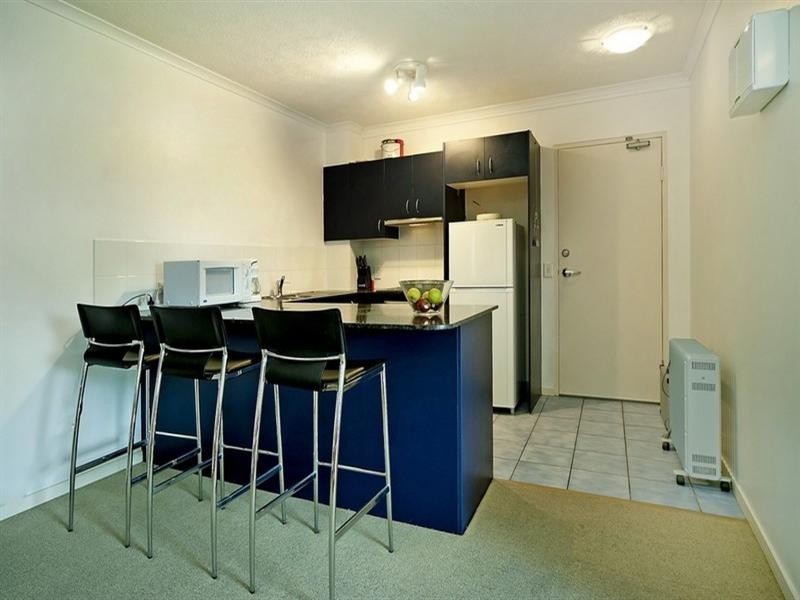 12/414 Marine Parade, Biggera Waters QLD 4216