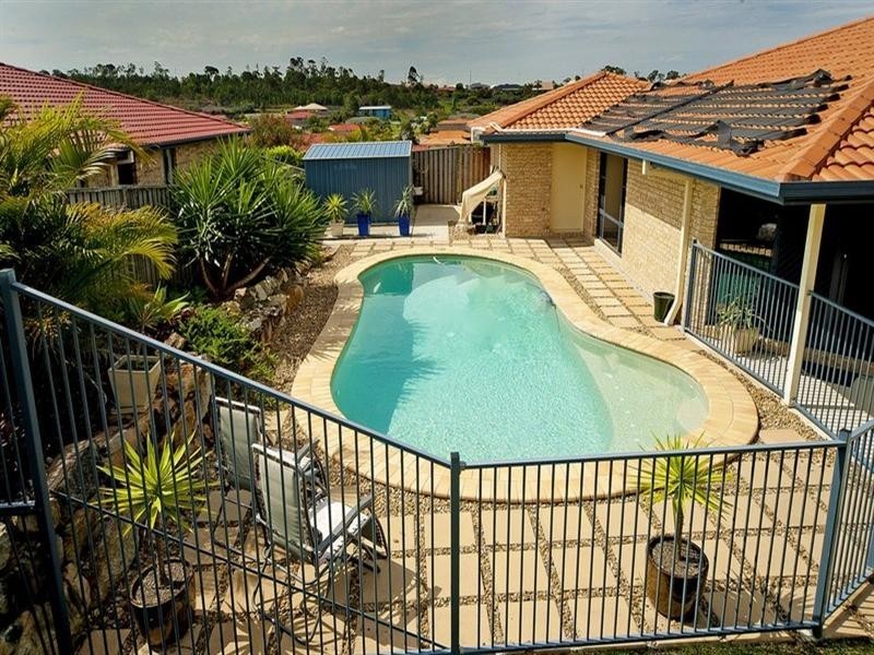 22 Buffalo Crescent, Pacific Pines QLD 4211