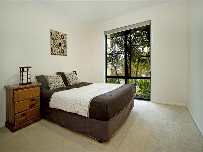 22 Buffalo Crescent, Pacific Pines QLD 4211