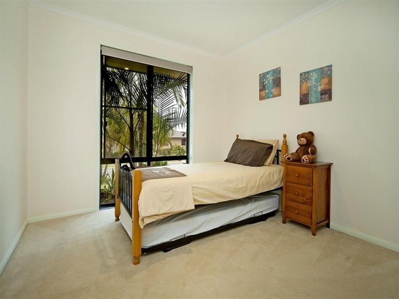 22 Buffalo Crescent, Pacific Pines QLD 4211