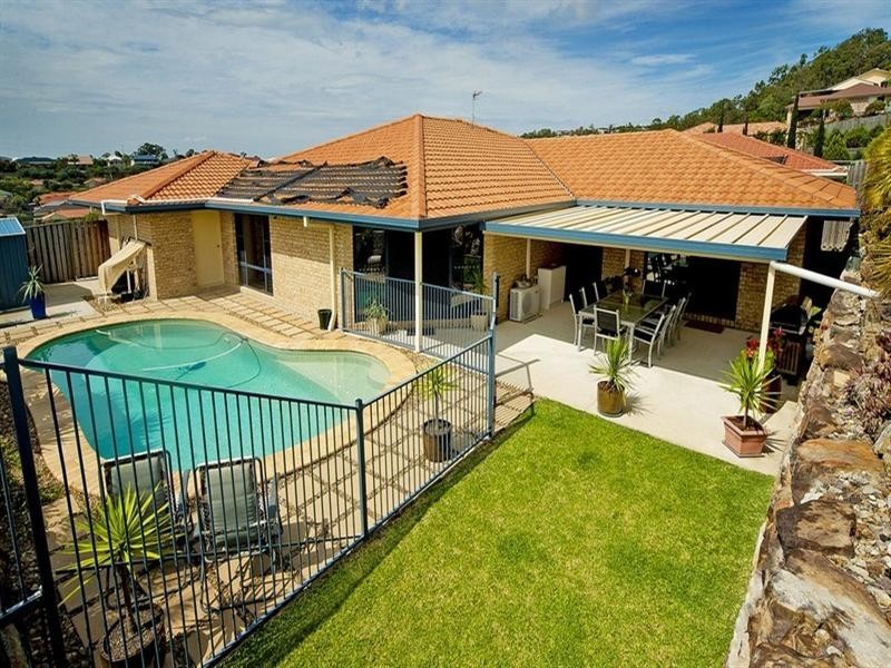 22 Buffalo Crescent, Pacific Pines QLD 4211