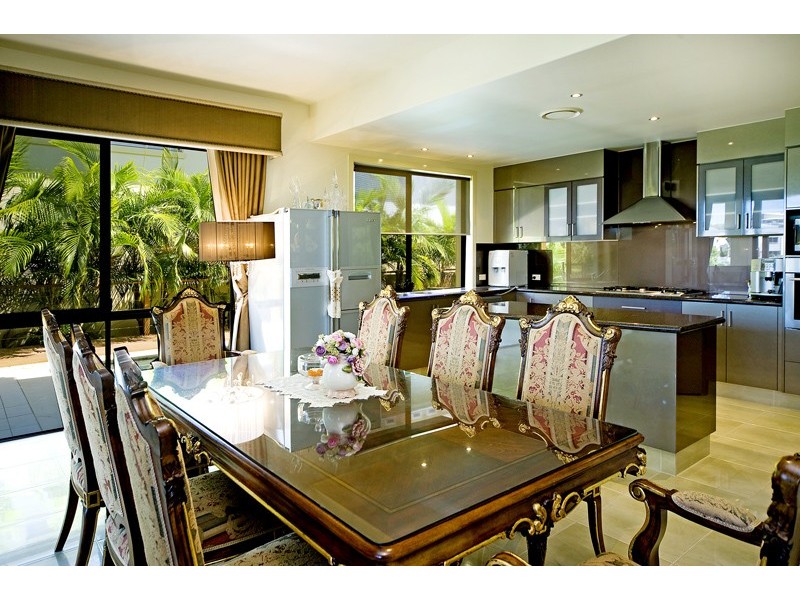 59 Bridgewater Drive, Varsity Lakes QLD 4227