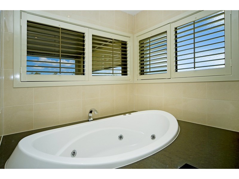 59 Bridgewater Drive, Varsity Lakes QLD 4227