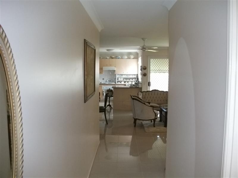 10/2 Anaheim Drive, Helensvale QLD 4212