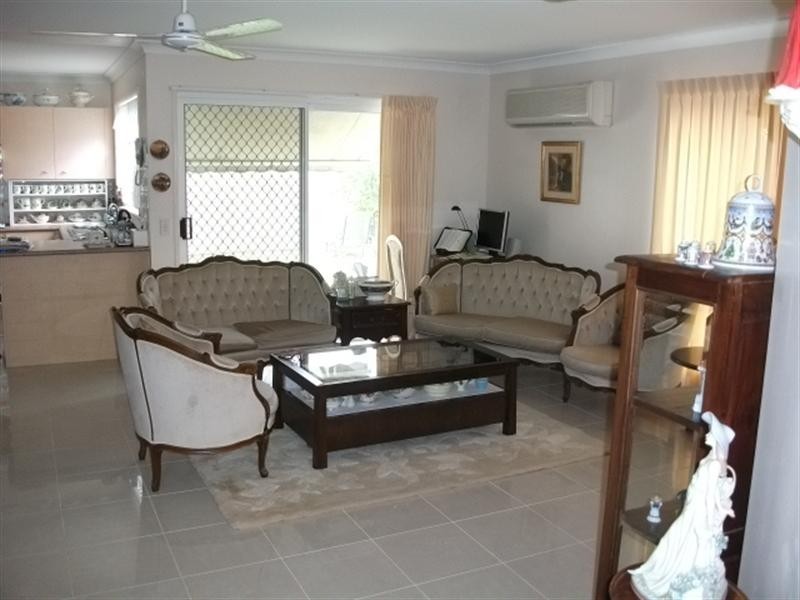 10/2 Anaheim Drive, Helensvale QLD 4212