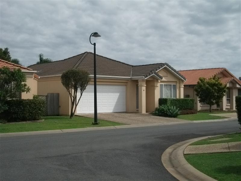 10/2 Anaheim Drive, Helensvale QLD 4212