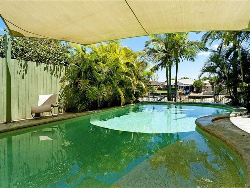 9 Nautilus Place, Biggera Waters QLD 4216