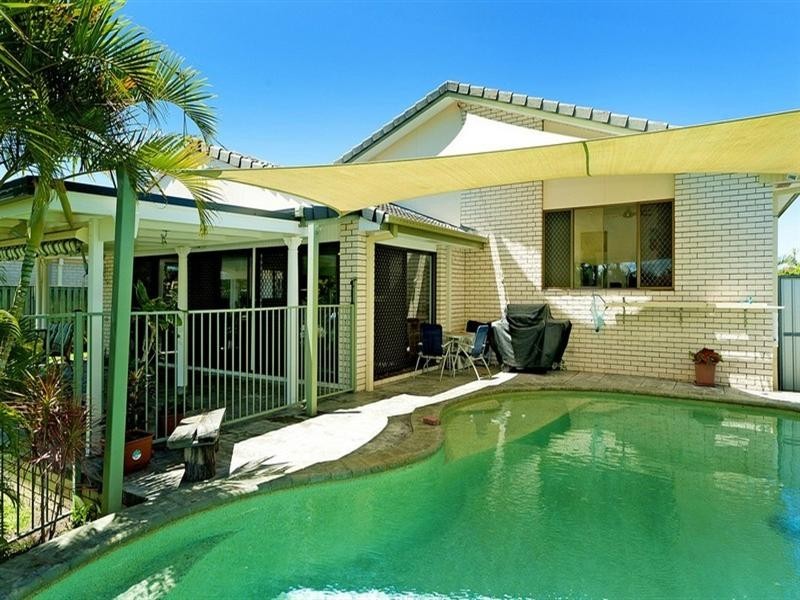 9 Nautilus Place, Biggera Waters QLD 4216