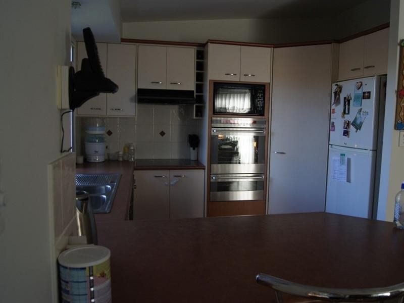 3 Howland Circuit, Pacific Pines QLD 4211