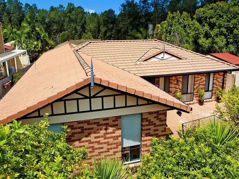 54 Gippsland Drive, Helensvale QLD 4212
