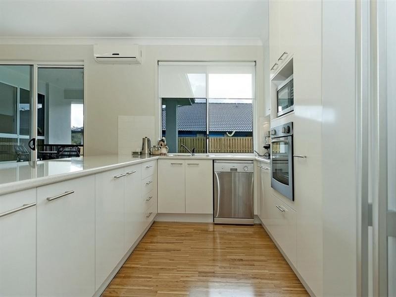 11 Treecreeper Crescent, Upper Coomera QLD 4209