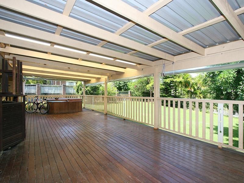 5 Allied Drive, Arundel QLD 4214