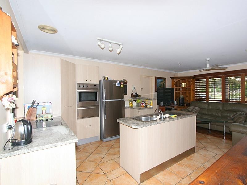 5 Allied Drive, Arundel QLD 4214