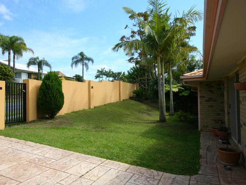 5 Allied Drive, Arundel QLD 4214