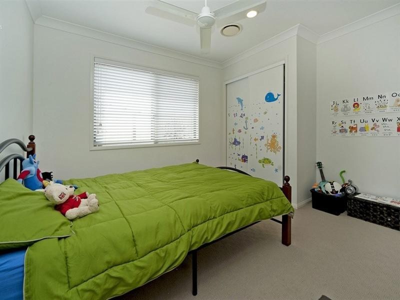 3 Govett Street, Pacific Pines QLD 4211