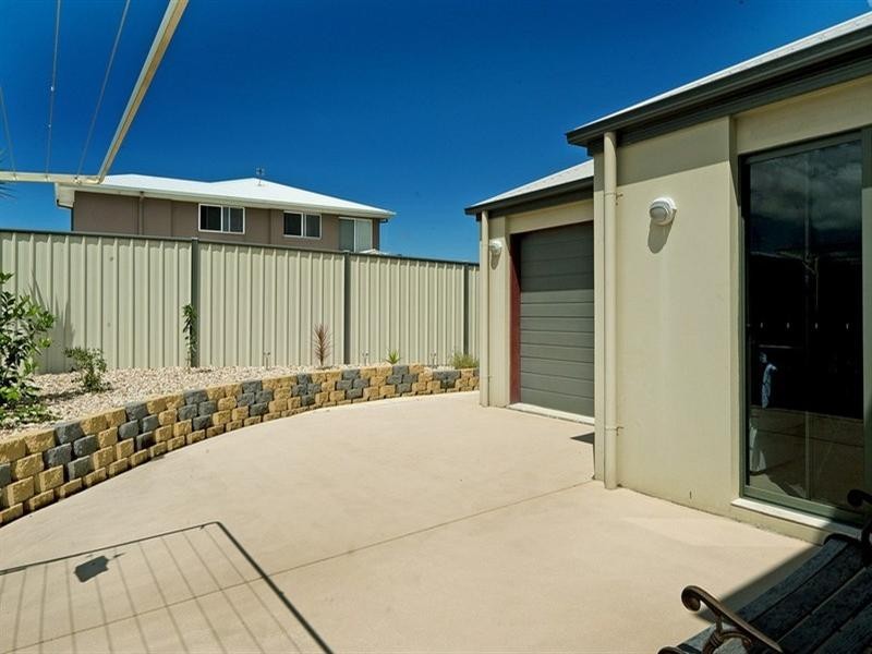 3 Govett Street, Pacific Pines QLD 4211