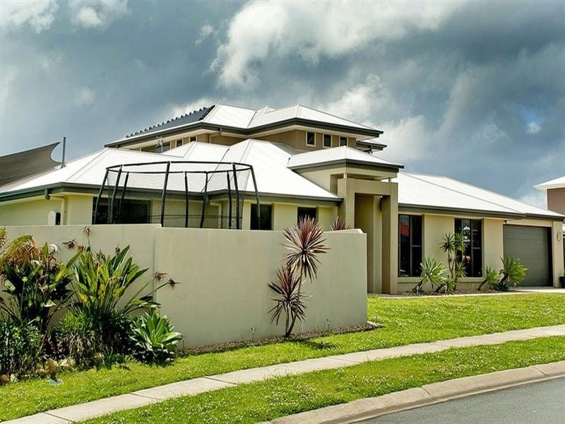 3 Govett Street, Pacific Pines QLD 4211