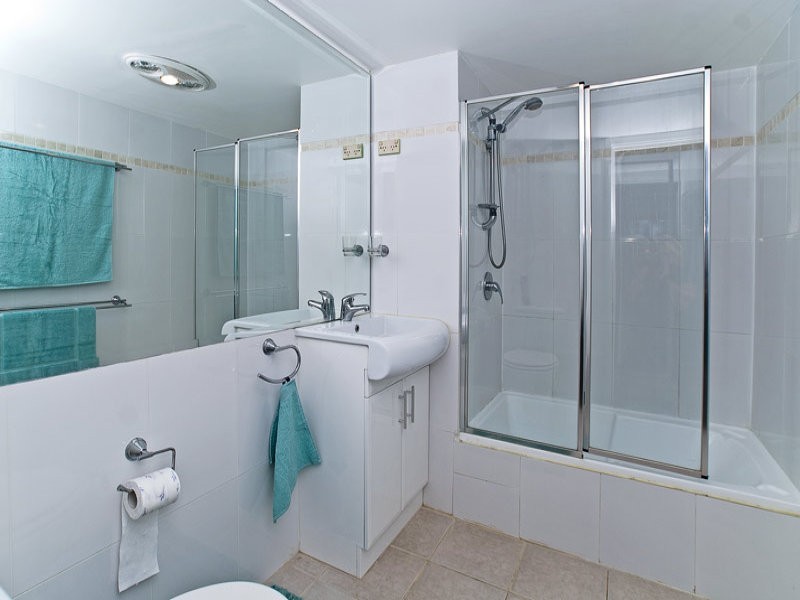 Highland Park QLD 4211