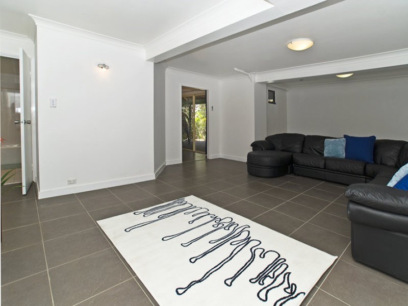 Highland Park QLD 4211