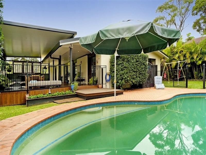 10 Airlie Place, Helensvale QLD 4212