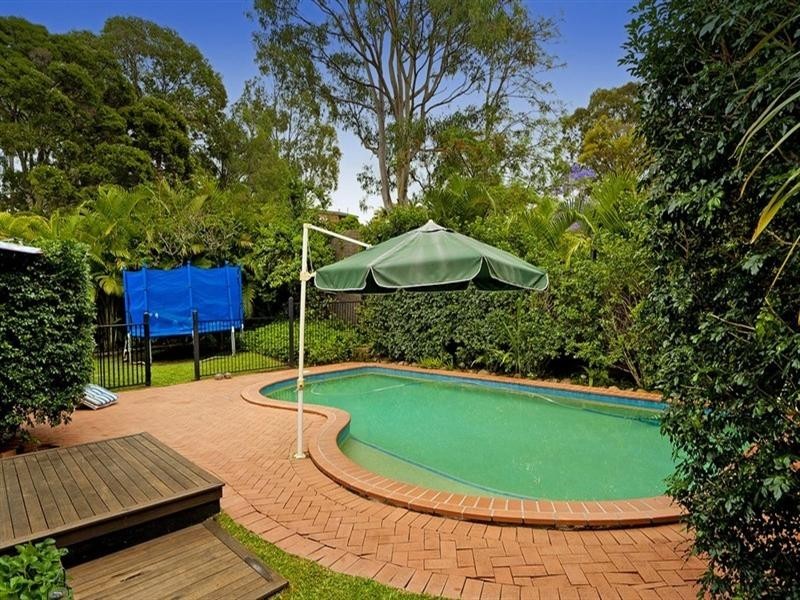 10 Airlie Place, Helensvale QLD 4212