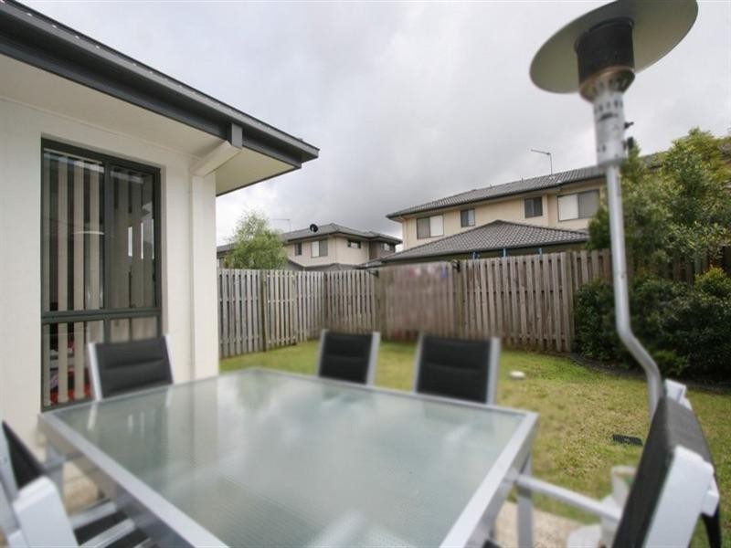 56/2 Catalina Way, Upper Coomera QLD 4209