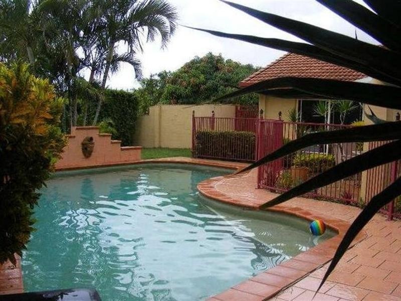 131 Monterey Keys Drive, Helensvale QLD 4212