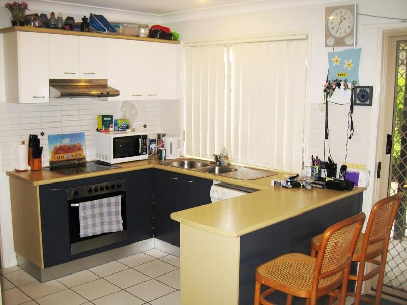 72/31 Archipelago Street, Pacific Pines QLD 4211