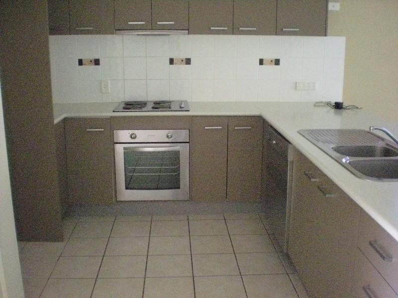 13 Napier Court, Pacific Pines QLD 4211