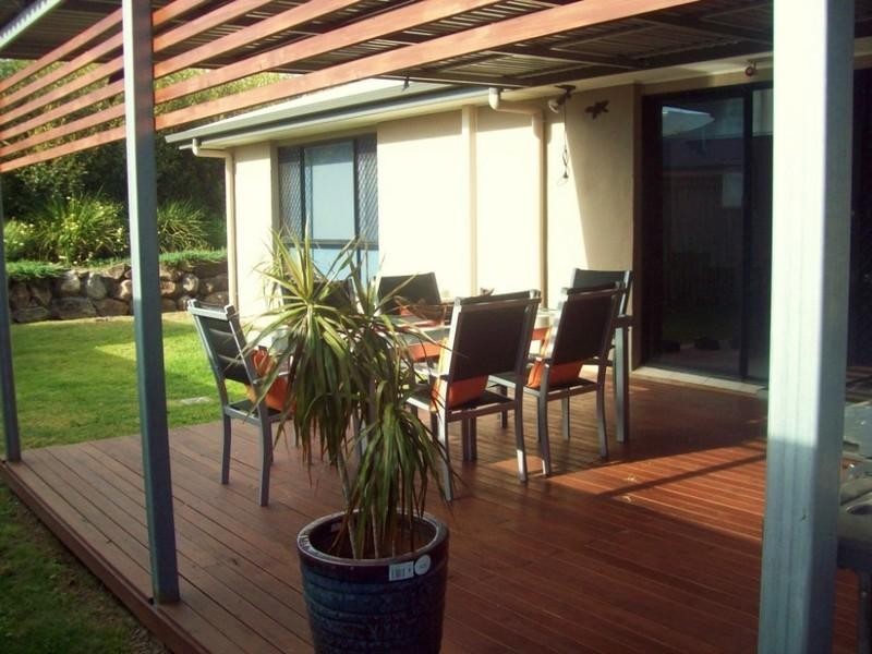 27 Carmarthen Circuit, Pacific Pines QLD 4211