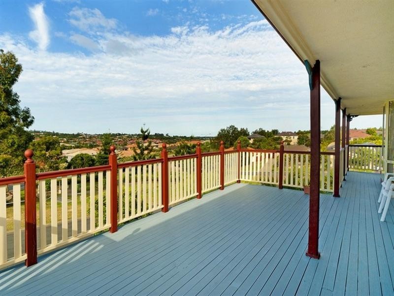 6 Duror Street, Pacific Pines QLD 4211