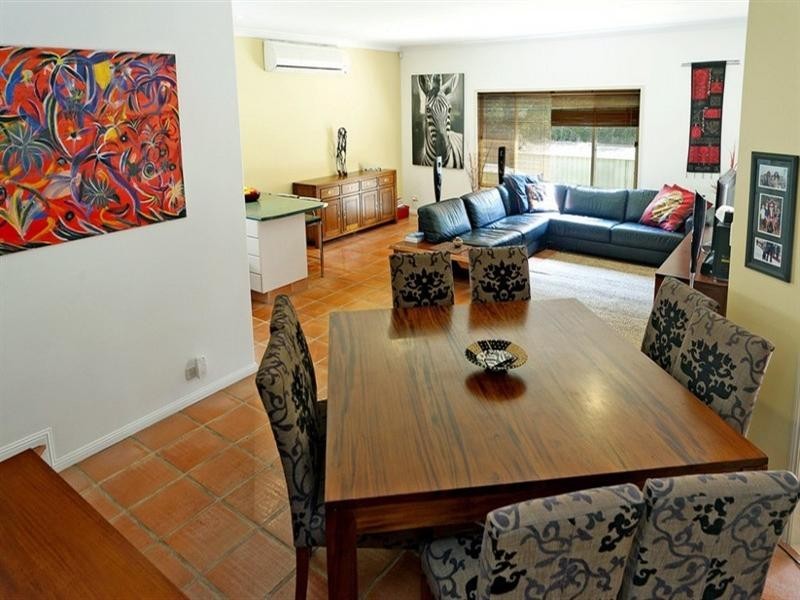 20 Cootharaba Drive, Helensvale QLD 4212