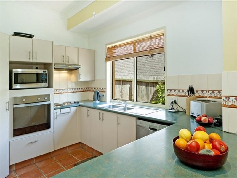 20 Cootharaba Drive, Helensvale QLD 4212