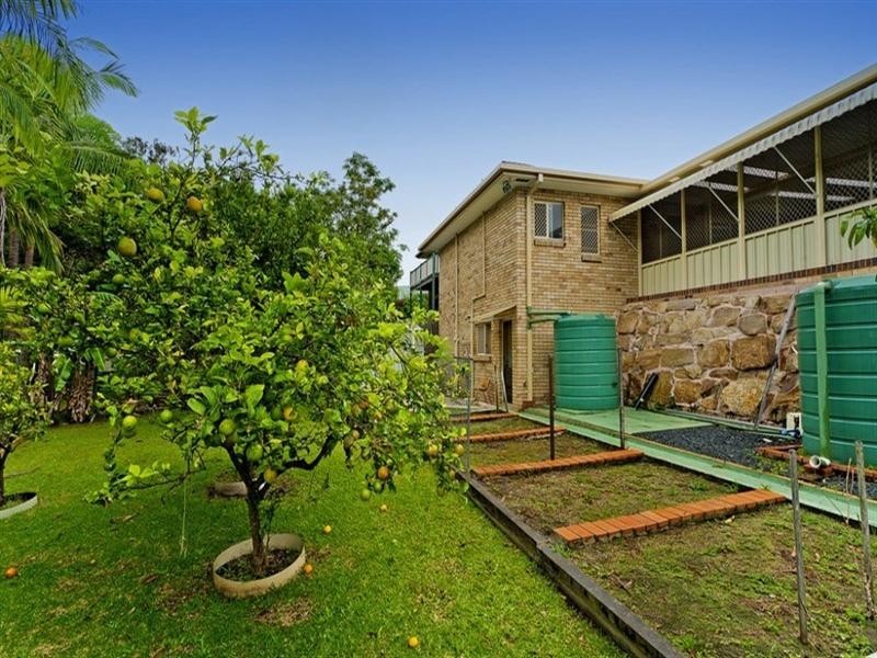 15 Dalby Court, Helensvale QLD 4212