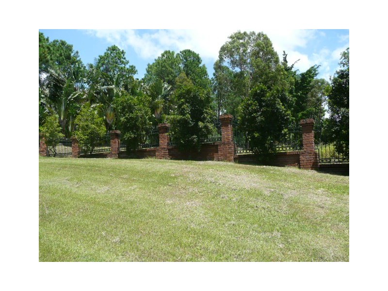 121 Glade Drive, Gaven QLD 4211