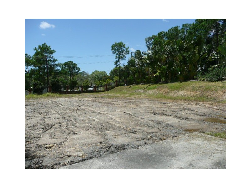 121 Glade Drive, Gaven QLD 4211