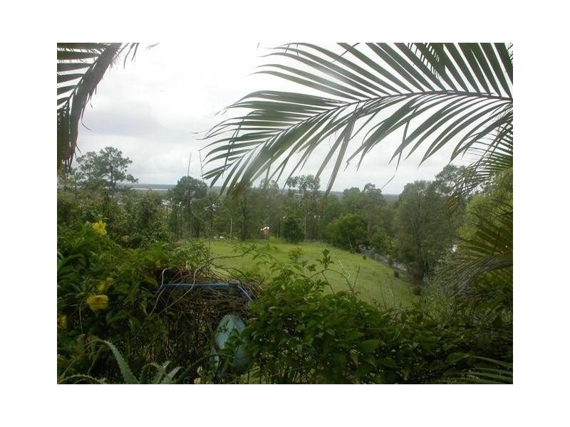 Gaven QLD 4211