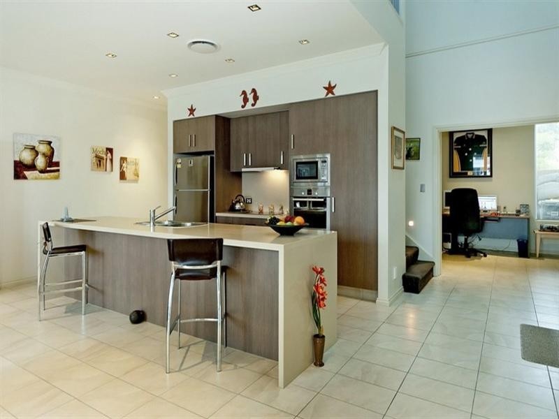 1 & 2/13 Pisa Court, Surfers Paradise QLD 4217